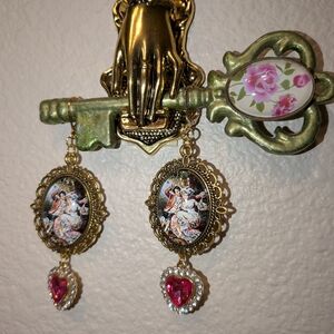 Vintage Style Gold and Pink Heart Earrings